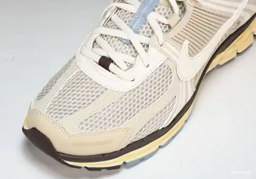 FB8825-111 Vomero   Oatmeal Zoom Nike 5  0629